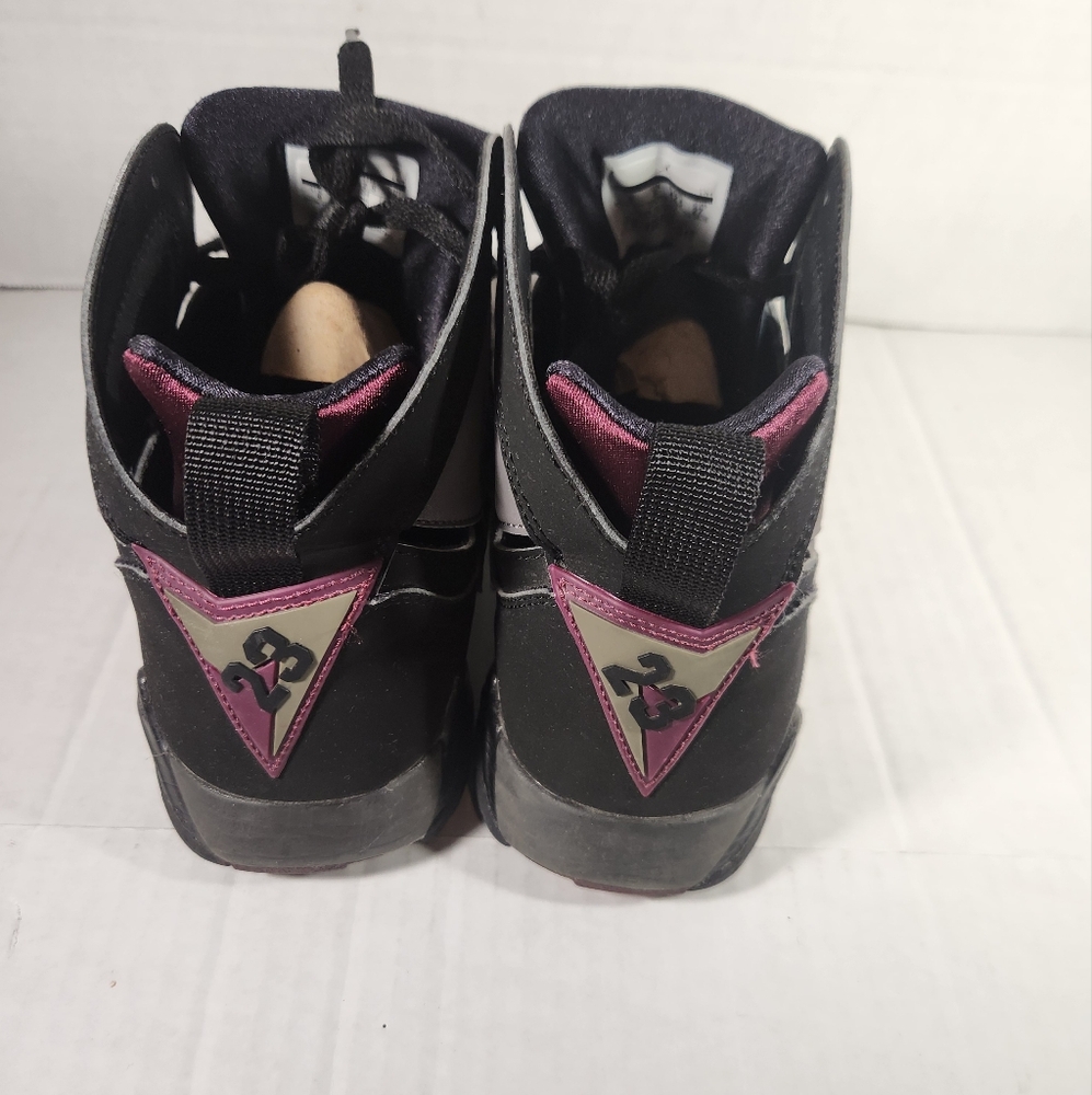 Air Jordan 7 Retro Bordeaux Sneakers - Picture 7 of 15